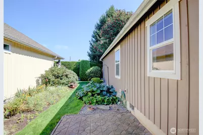 448 Garden Lane #44, Burlington, WA 98233 - Photo 12