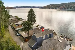 6007 Hazelwood Ln SE, Bellevue, WA 98006 - Photo 4