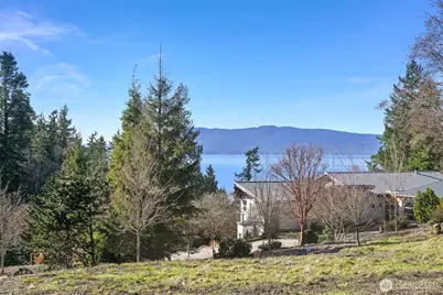 405 Arbutus Place, Bellingham, WA 98225 - Photo 12