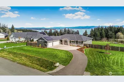 1395 Village Heights Place, Camano Island, WA 98282 - Photo 40