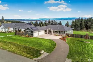 1395 Vlg Hts Pl, Camano Island, WA 98282 - Photo 40