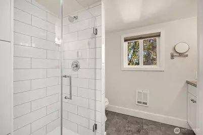 5430 Rockaway Beach Road NE, Bainbridge Island, WA 98110 - Photo 24