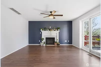 728 E Heritage Loop, La Center, WA 98629 - Photo 12