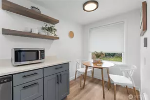 909 N 170th St, Shoreline, WA 98133 - Photo 14