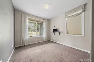 14509 Knoll Park Dr E, Bonney Lake, WA 98391 - Photo 14