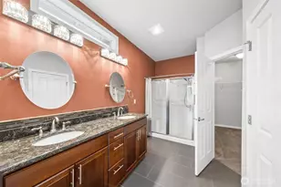 14509 Knoll Park Dr E, Bonney Lake, WA 98391 - Photo 18