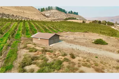 27375 US Hwy 97, Chelan, WA 98816 - Photo 10