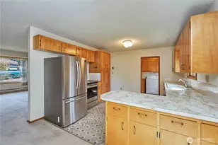 2903 NE Rozewood Dr, Bremerton, WA 98310 - Photo 12