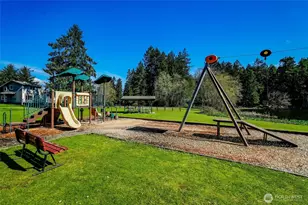 10315 Riviera Dr, Anderson Island, WA 98303 - Photo 40