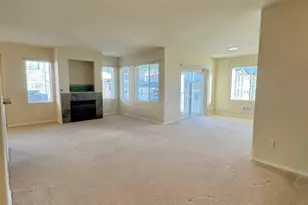 14915 38th Dr SE, Bothell, WA 98012 - Photo 2