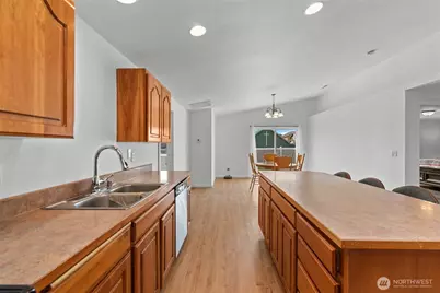 715 NE Hilltop Avenue, Quincy, WA 98848 - Photo 8