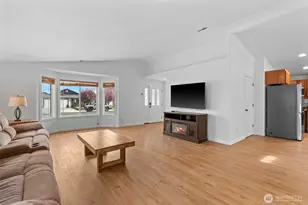 715 NE Hilltop Ave, Quincy, WA 98848 - Photo 4