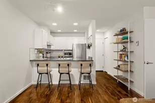 211 Summit Ave E, Seattle, WA 98102 - Photo 12