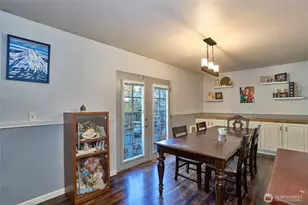 10417 190th Ave Ct E, Bonney Lake, WA 98391 - Photo 6