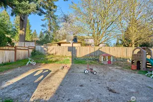 10417 190th Ave Ct E, Bonney Lake, WA 98391 - Photo 18