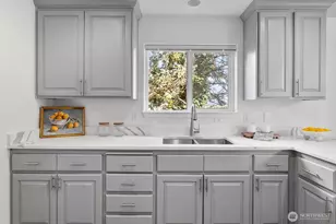 705 Finley Ln, La Conner, WA 98257 - Photo 14