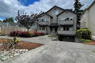 8830 Nesbit Ave N, Seattle, WA 98103 - Photo 8