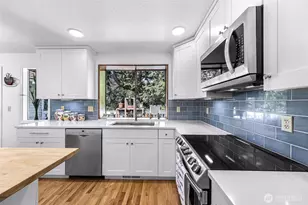 20714 NE 43rd St, Sammamish, WA 98074 - Photo 10