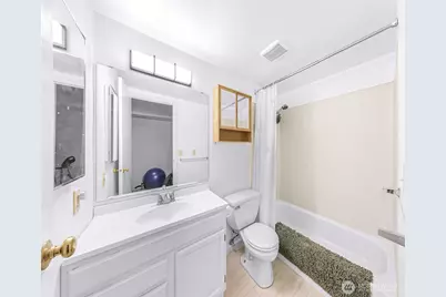 20714 NE 43rd Street, Sammamish, WA 98074 - Photo 30