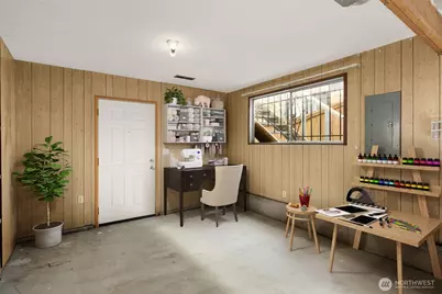 10317 Roosevelt Way NE, Seattle, WA 98125 - Photo 24