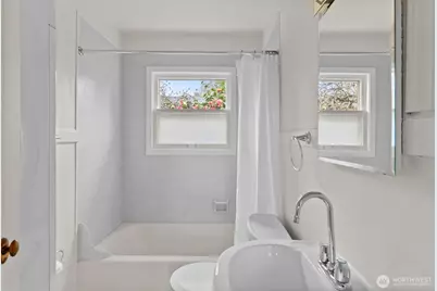 2009 Water Street SW, Olympia, WA 98501 - Photo 14