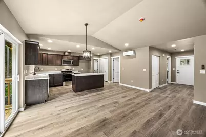 18410 Rampart Drive SE, Yelm, WA 98597 - Photo 6