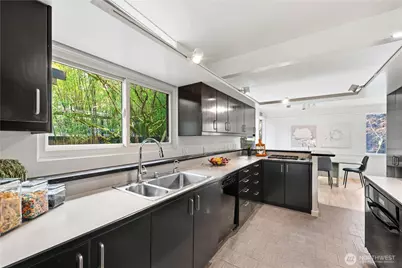 16 Wembley Lane, Mercer Island, WA 98040 - Photo 10