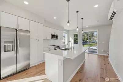 15423 Admiralty Way #A1, Lynnwood, WA 98087 - Photo 8