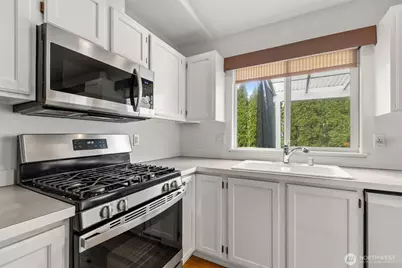 1731 Pottery Avenue, Port Orchard, WA 98366 - Photo 12