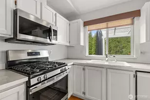 1731 Pottery Ave, Port Orchard, WA 98366 - Photo 12