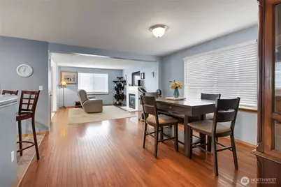 704 29th Avenue SE, Puyallup, WA 98374 - Photo 12