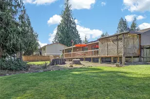 19207 78th St E, Bonney Lake, WA 98391 - Photo 32