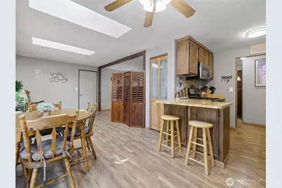 19207 78th Street E, Bonney Lake, WA 98391 - Photo 14