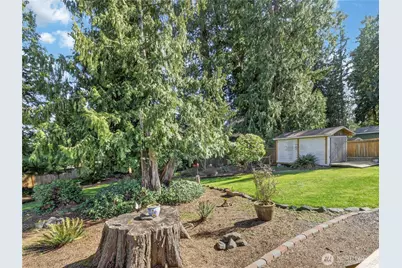 19207 78th Street E, Bonney Lake, WA 98391 - Photo 36
