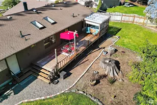 19207 78th St E, Bonney Lake, WA 98391 - Photo 4