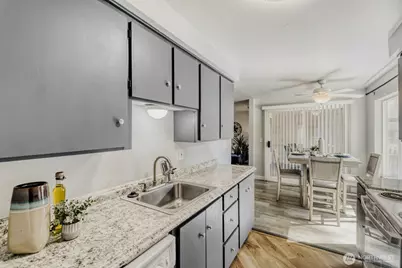 5620 5620 200th Street SW #A101, Lynnwood, WA 98036 - Photo 14