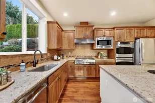 16430 SE 61st Pl, Bellevue, WA 98006 - Photo 14