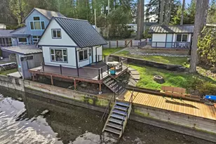 270 E Grapeview Point Rd, Allyn, WA 98524 - Photo 1