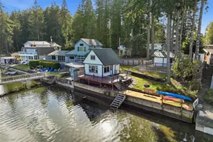 270 E Grapeview Point Rd, Allyn, WA 98524 - Photo 36