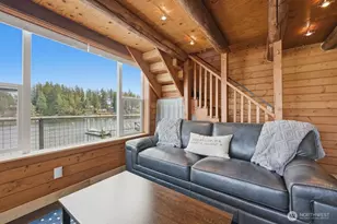 270 E Grapeview Point Rd, Allyn, WA 98524 - Photo 4