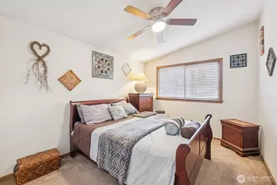 511 S 31st Street, Renton, WA 98055 - Photo 20