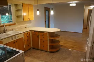 12019 Bingham Ave E, Tacoma, WA 98446 - Photo 8