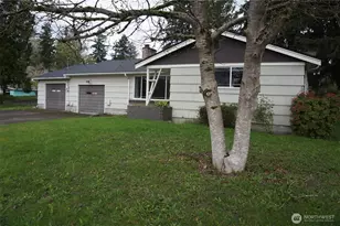 12019 Bingham Ave E, Tacoma, WA 98446 - Photo 2