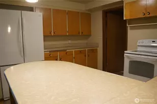 12019 Bingham Ave E, Tacoma, WA 98446 - Photo 10