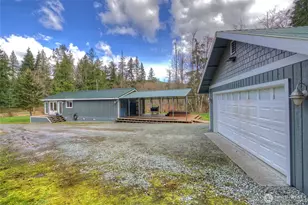 35379 N Shore Dr, Mount Vernon, WA 98274 - Photo 10