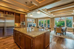 317 1st St, Kirkland, WA 98033 - Photo 12