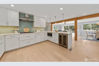 4830 88th Place SE, Mercer Island, WA 98040 - Photo 4