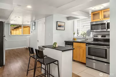 826 NE 80th Street, Seattle, WA 98115 - Photo 20
