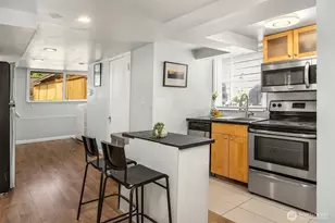 826 NE 80th St, Seattle, WA 98115 - Photo 20