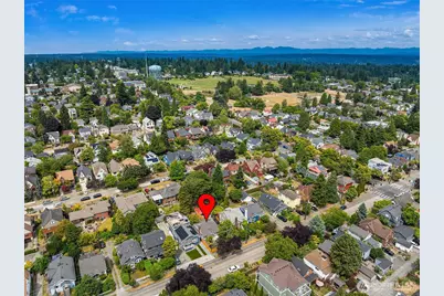 826 NE 80th Street, Seattle, WA 98115 - Photo 40
